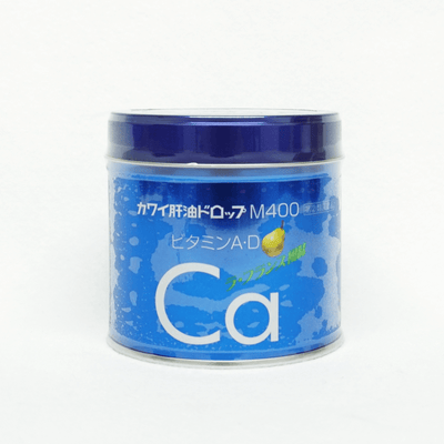 【指定第2類醫藥品】河合藥業 KAWAI肝油 M400 藍罐洋梨味 維他命 A&D&鈣 180粒
